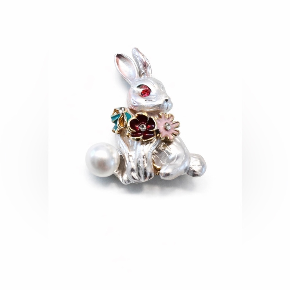 Charming Gold-Toned Rabbit Brooch with Floral Accents